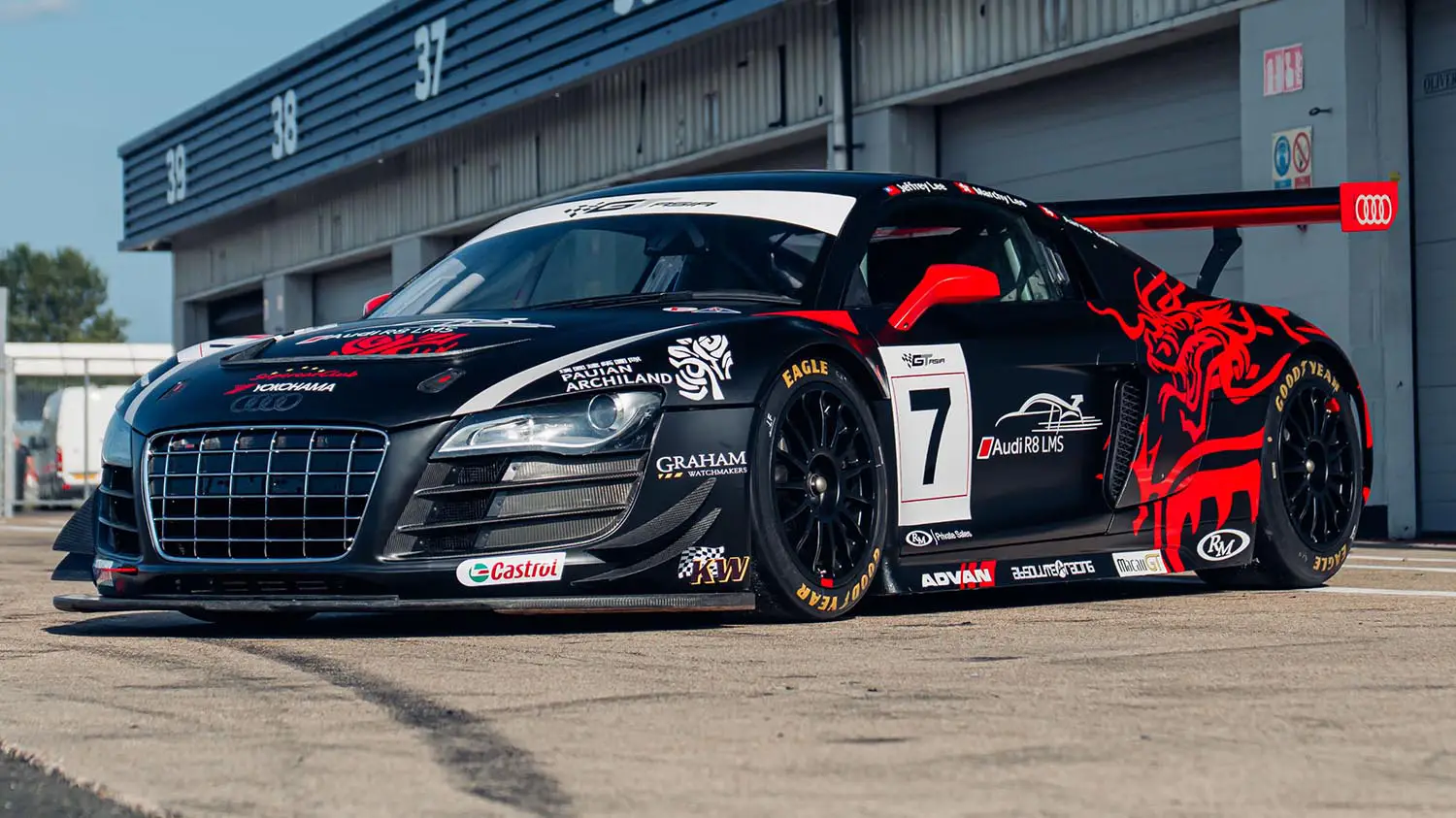 2011 Audi R8 LMS GT3 2011 Audi R8 LMS GT3