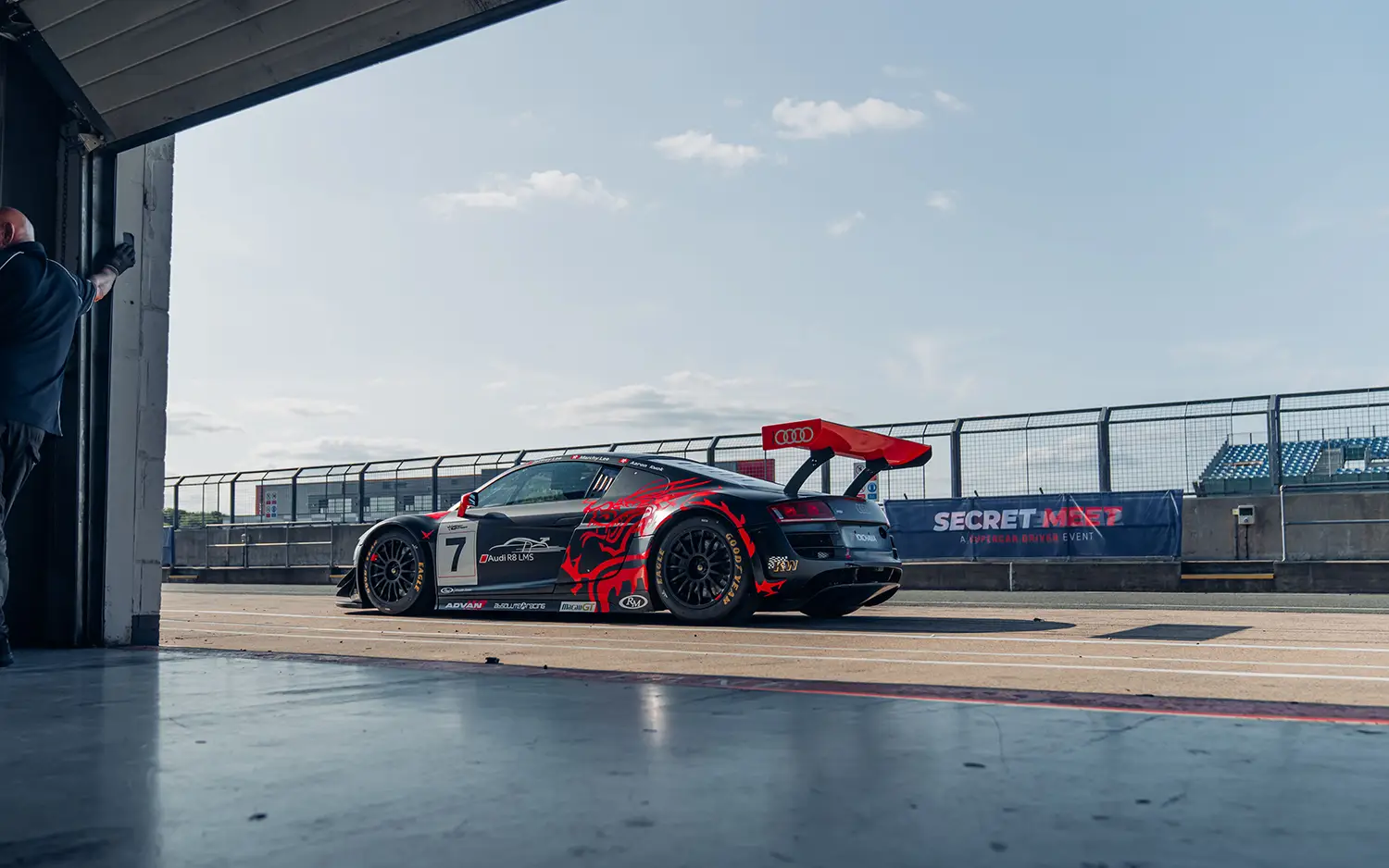 2011 Audi R8 LMS GT3 2011 Audi R8 LMS GT3