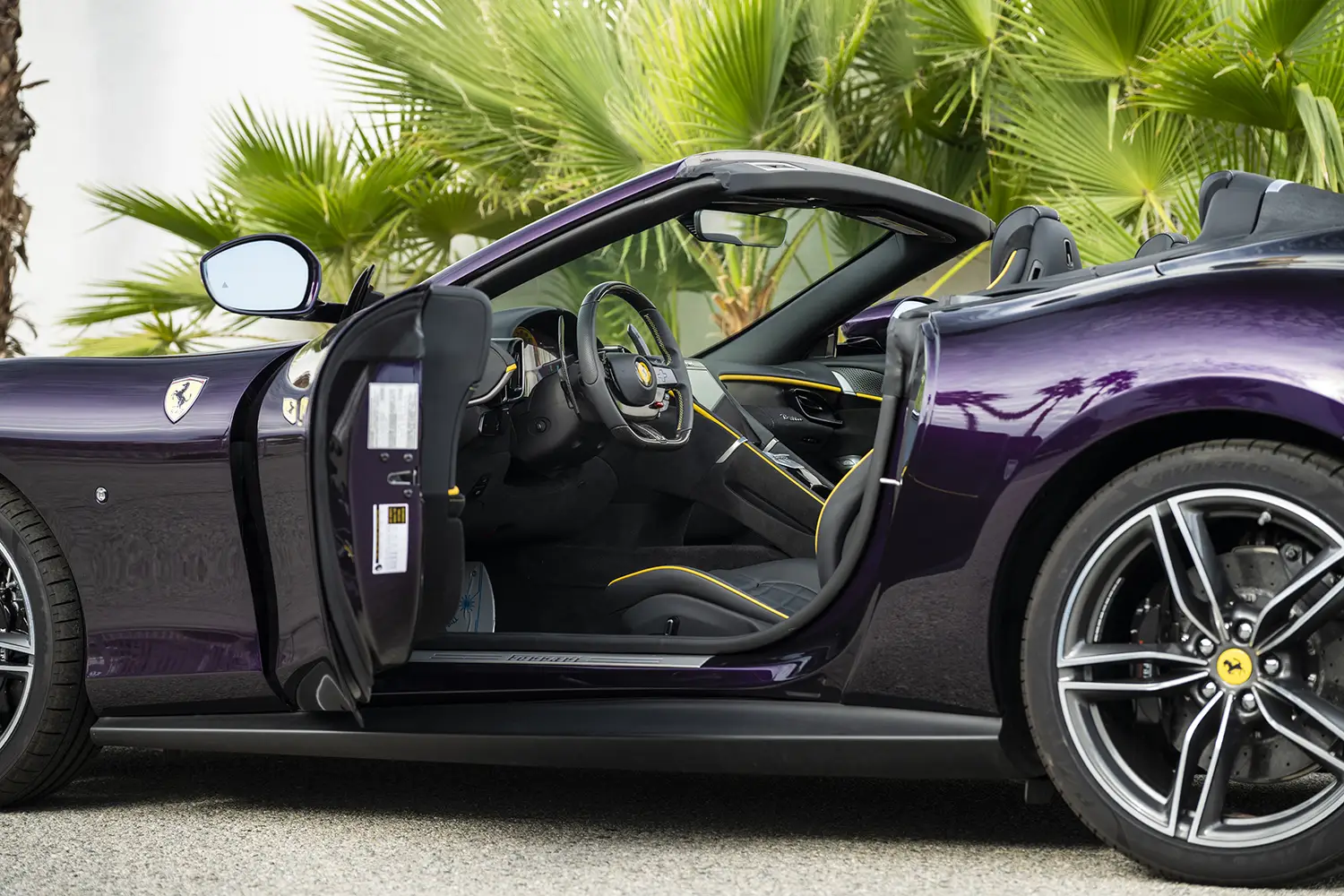 2025 Ferrari Roma Spider