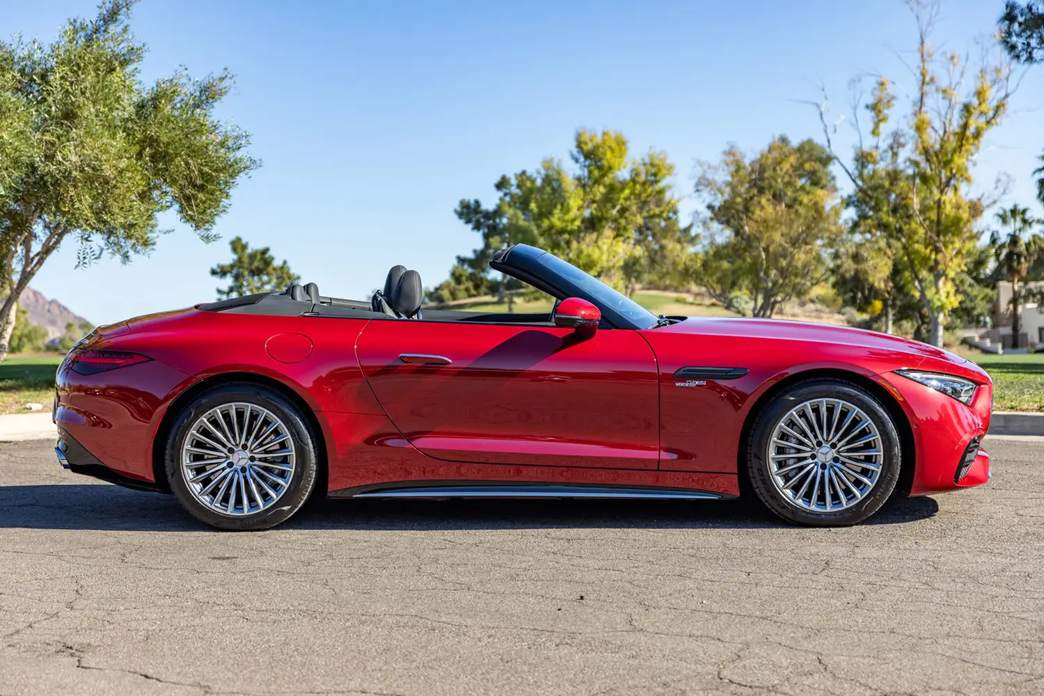 2023 Mercedes-AMG SL43