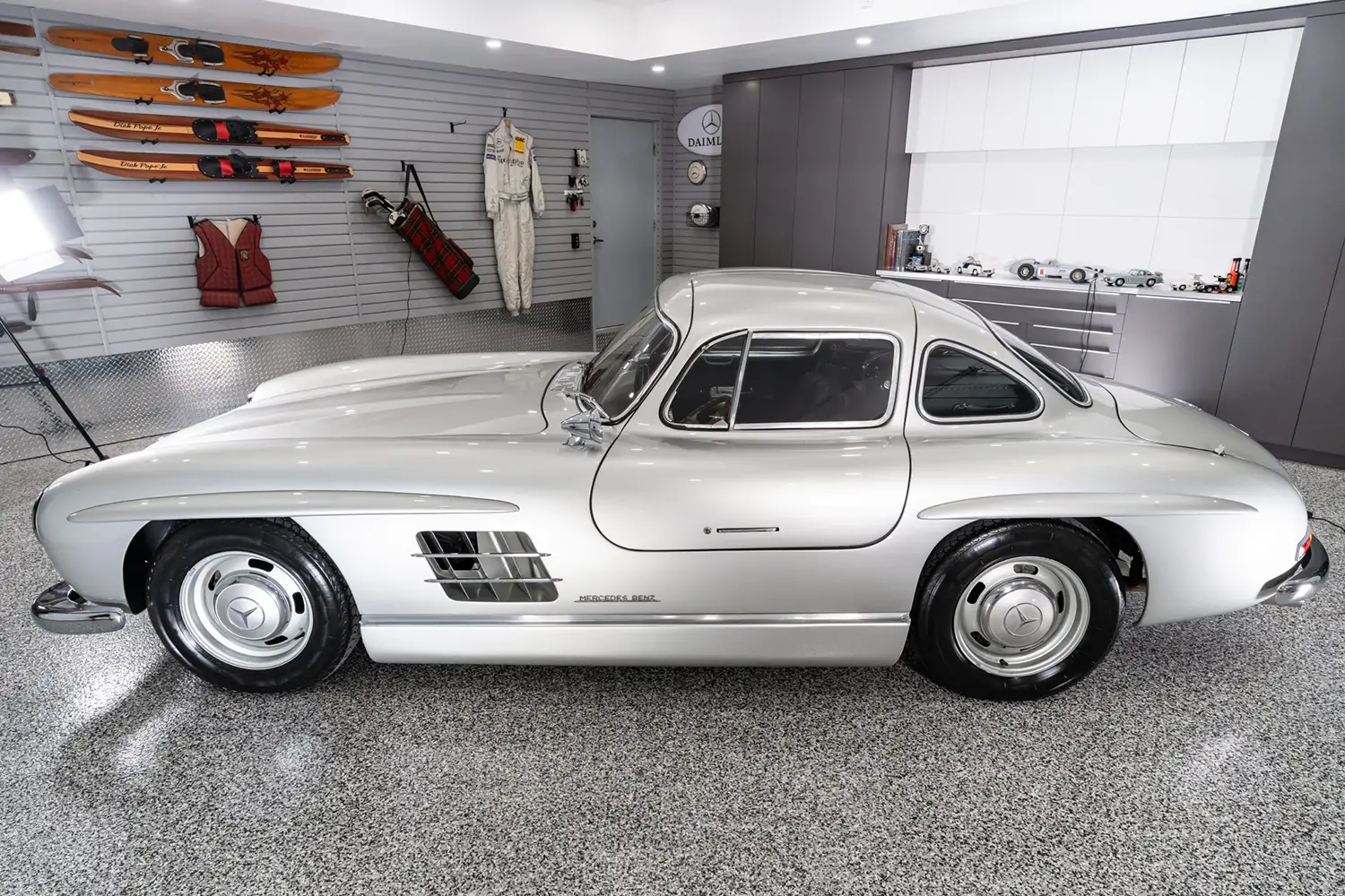 Mercedes-Benz 300SL Gullwing Replica
