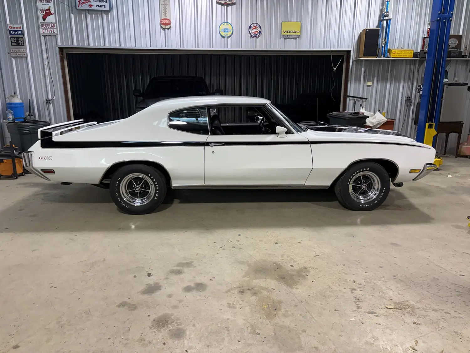 1970 Buick GSX 455 coupe 1970 Buick GSX 455 coupe