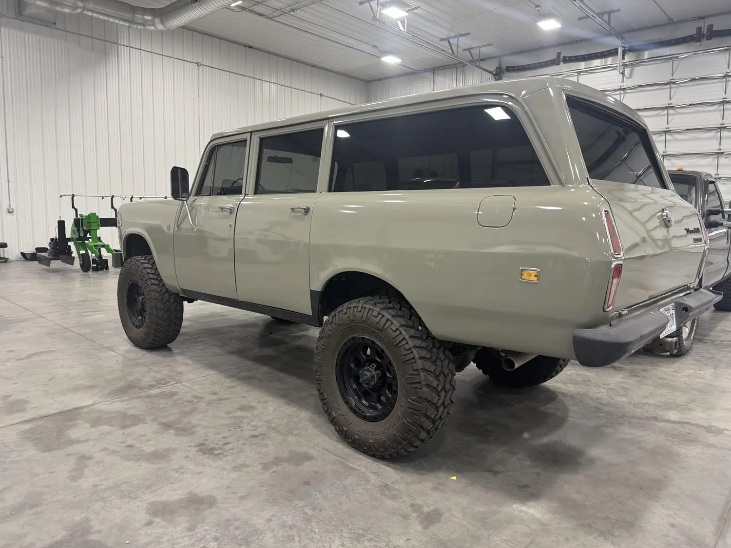 1975 International Harvester Travelall 200