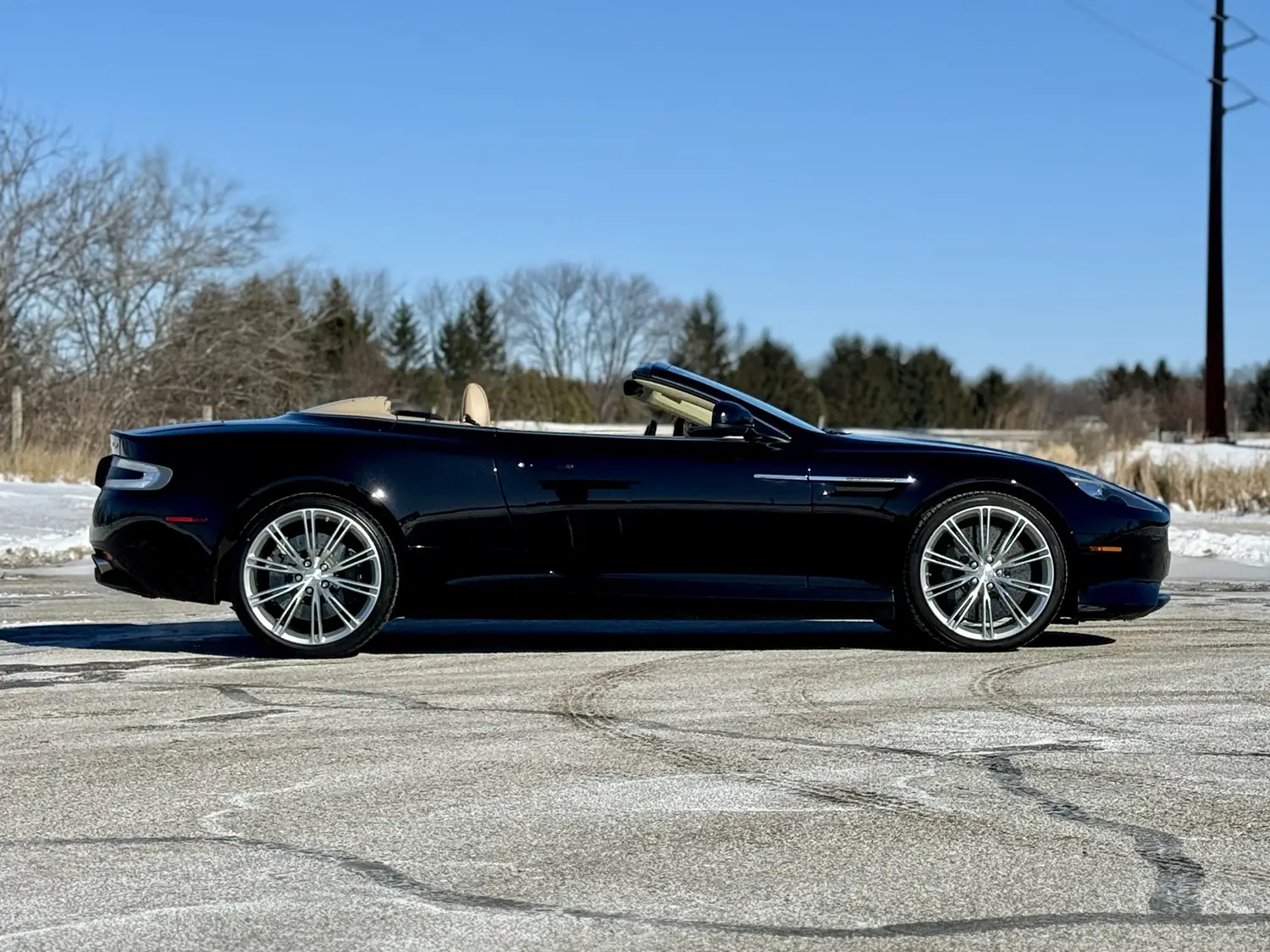2012 Aston Martin Virage Volante