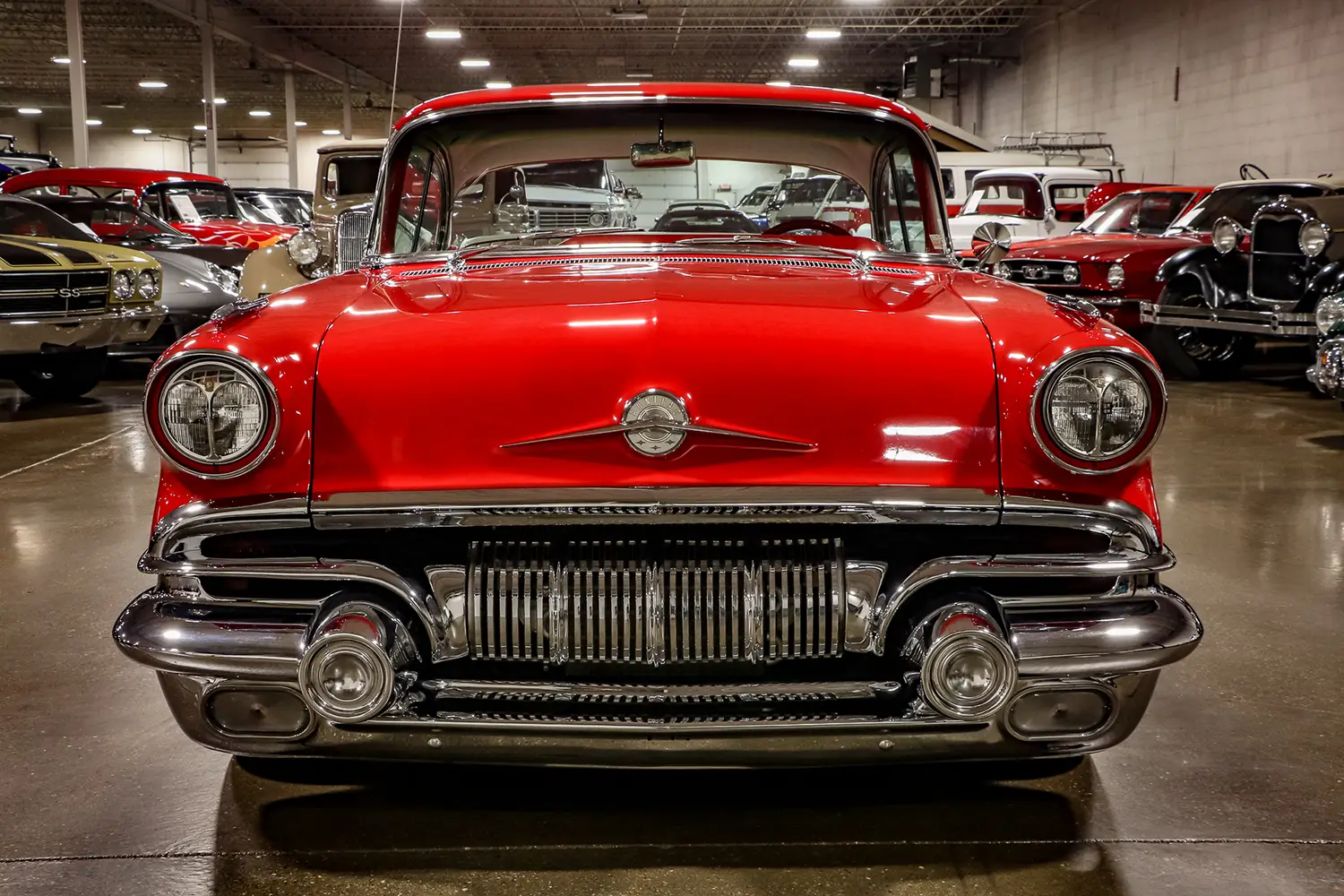 1957 Pontiac Chieftain Catalina