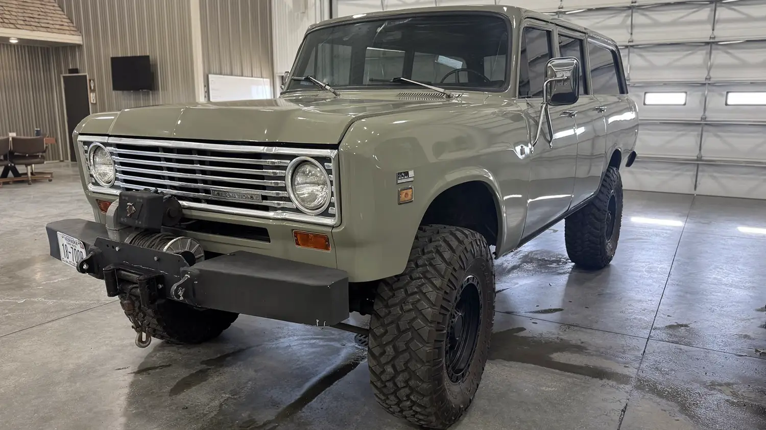 1975 International Harvester Travelall 200