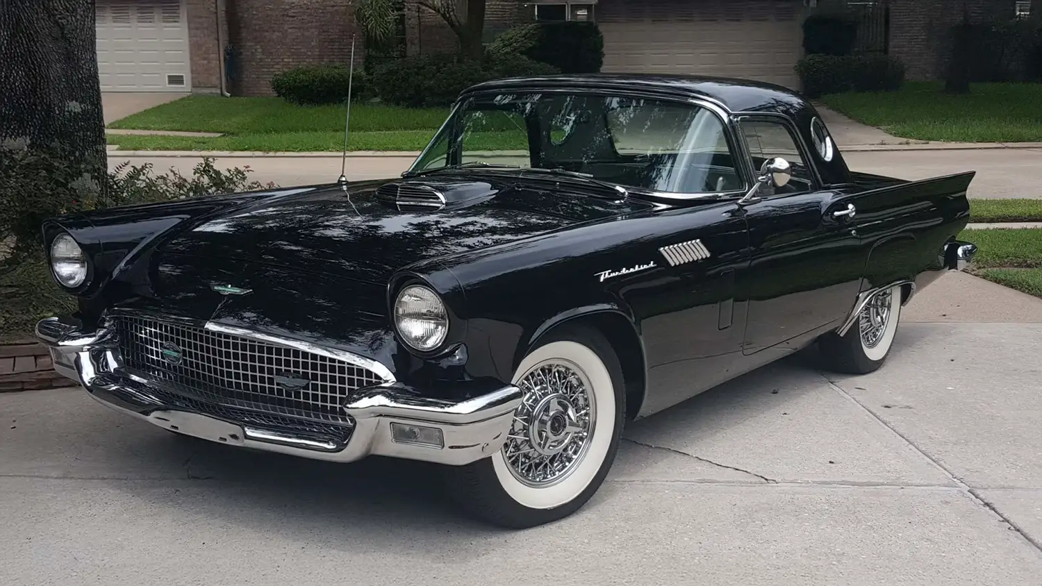 1957 Ford Thunderbird Convertible