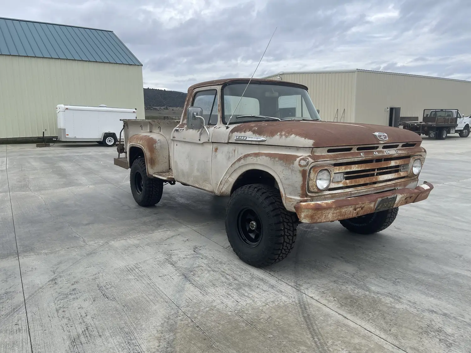 1962 Ford F-100 Flareside 4x4