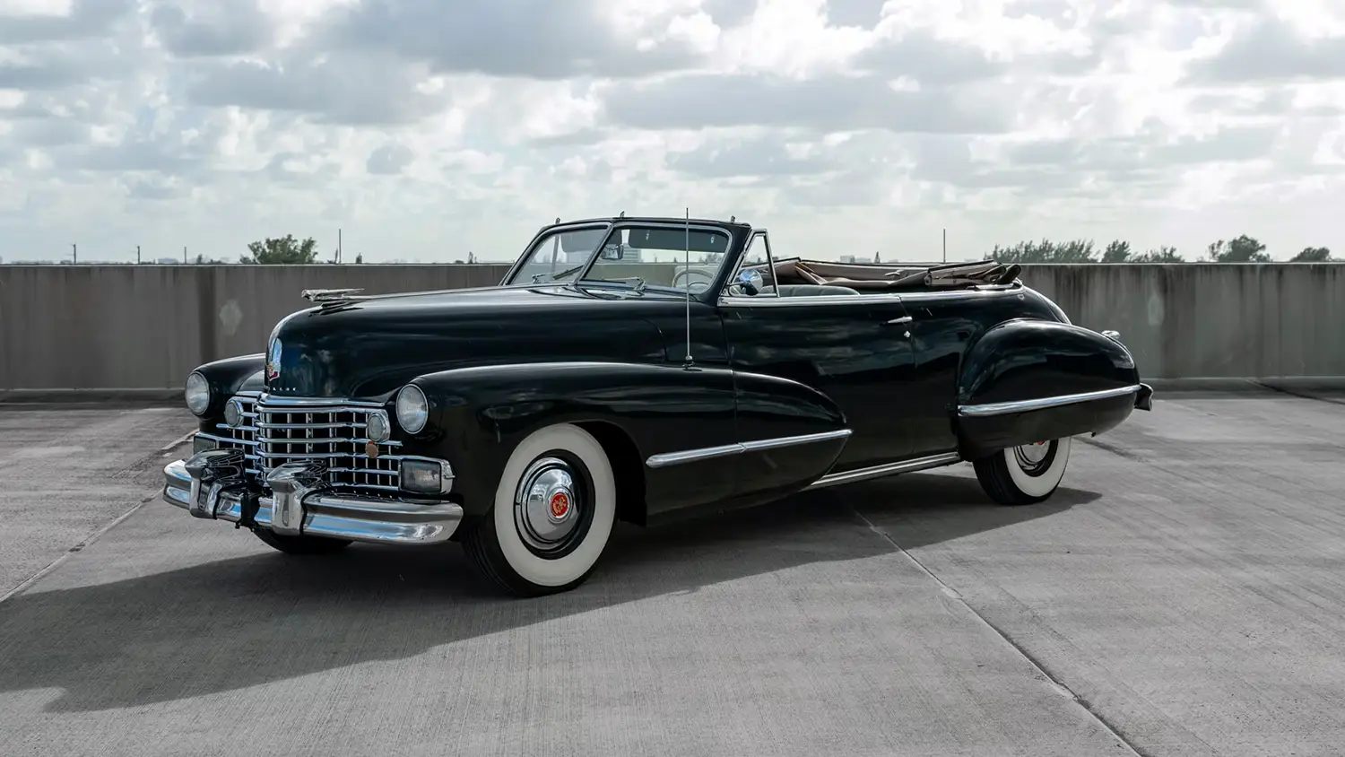 1942 Cadillac Series 62 Convertible