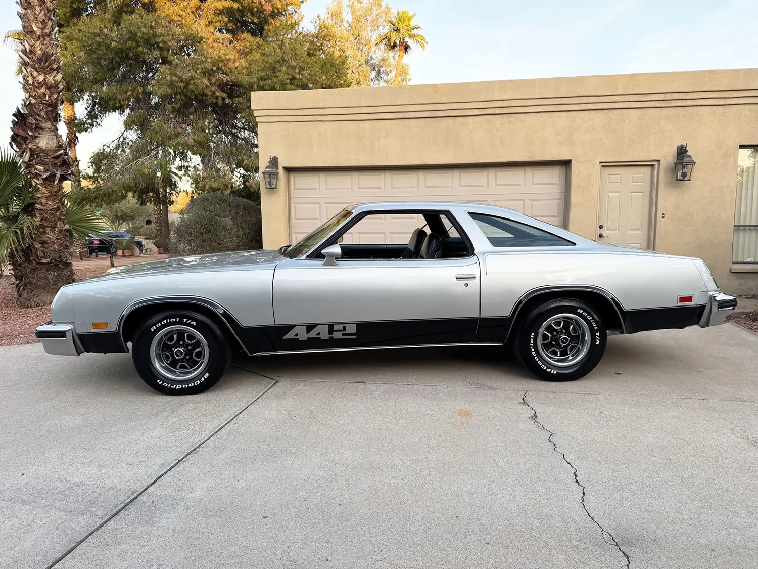 1977 Oldsmobile Cutlass 442