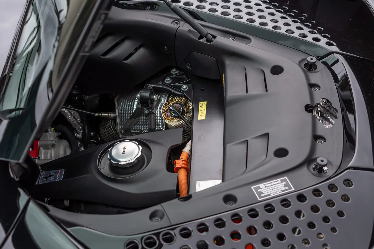 2024 Ferrari SF90 Spider Assetto Fiorano