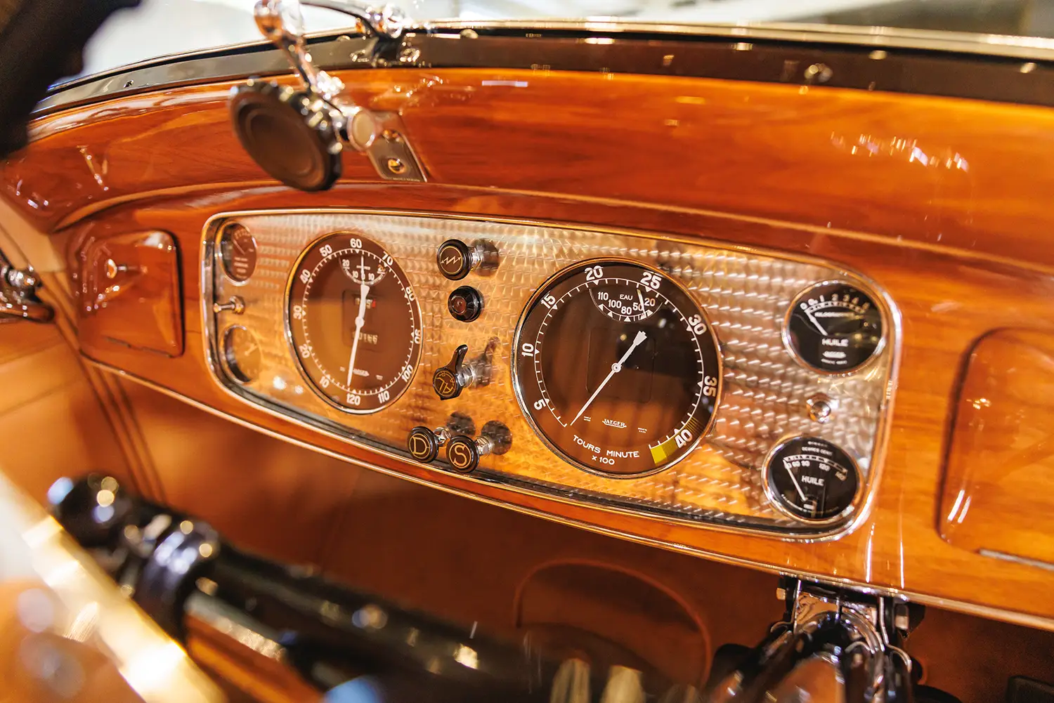 1937 Delage D8-120 Coach Aérosport