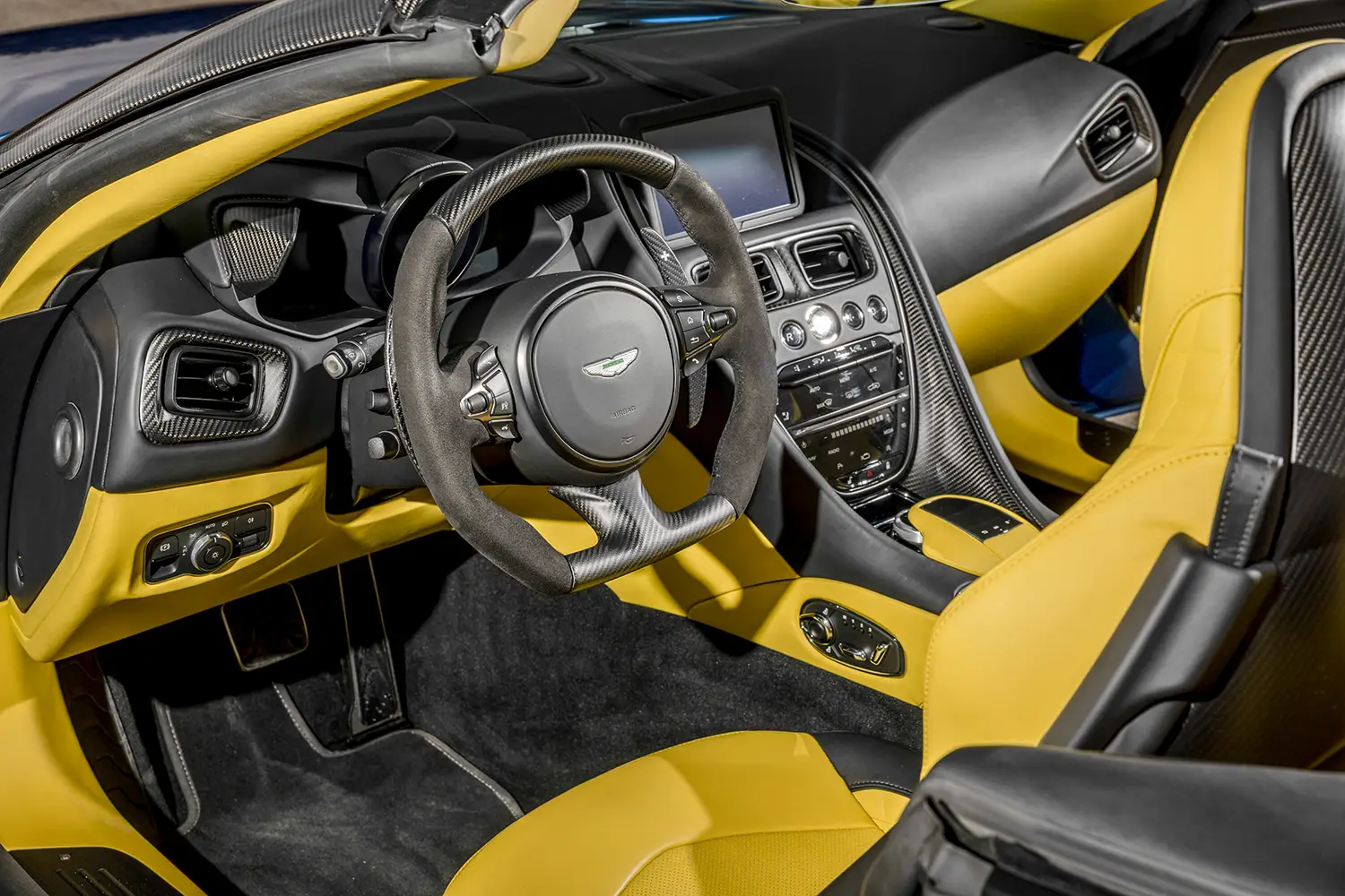 2023 Aston Martin DBS 770 Ultimate Volante