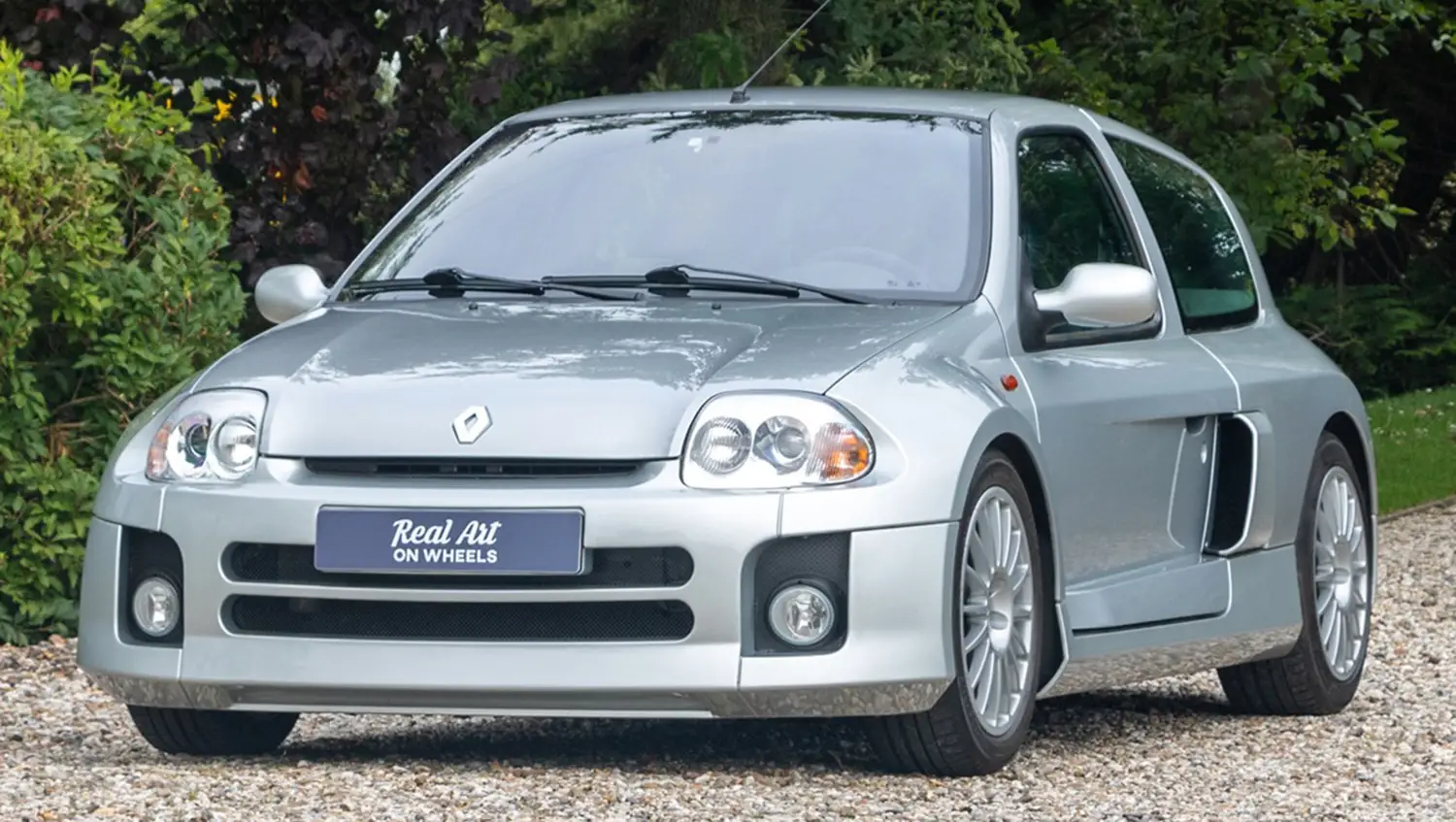 2001 Renault Clio Sport V6