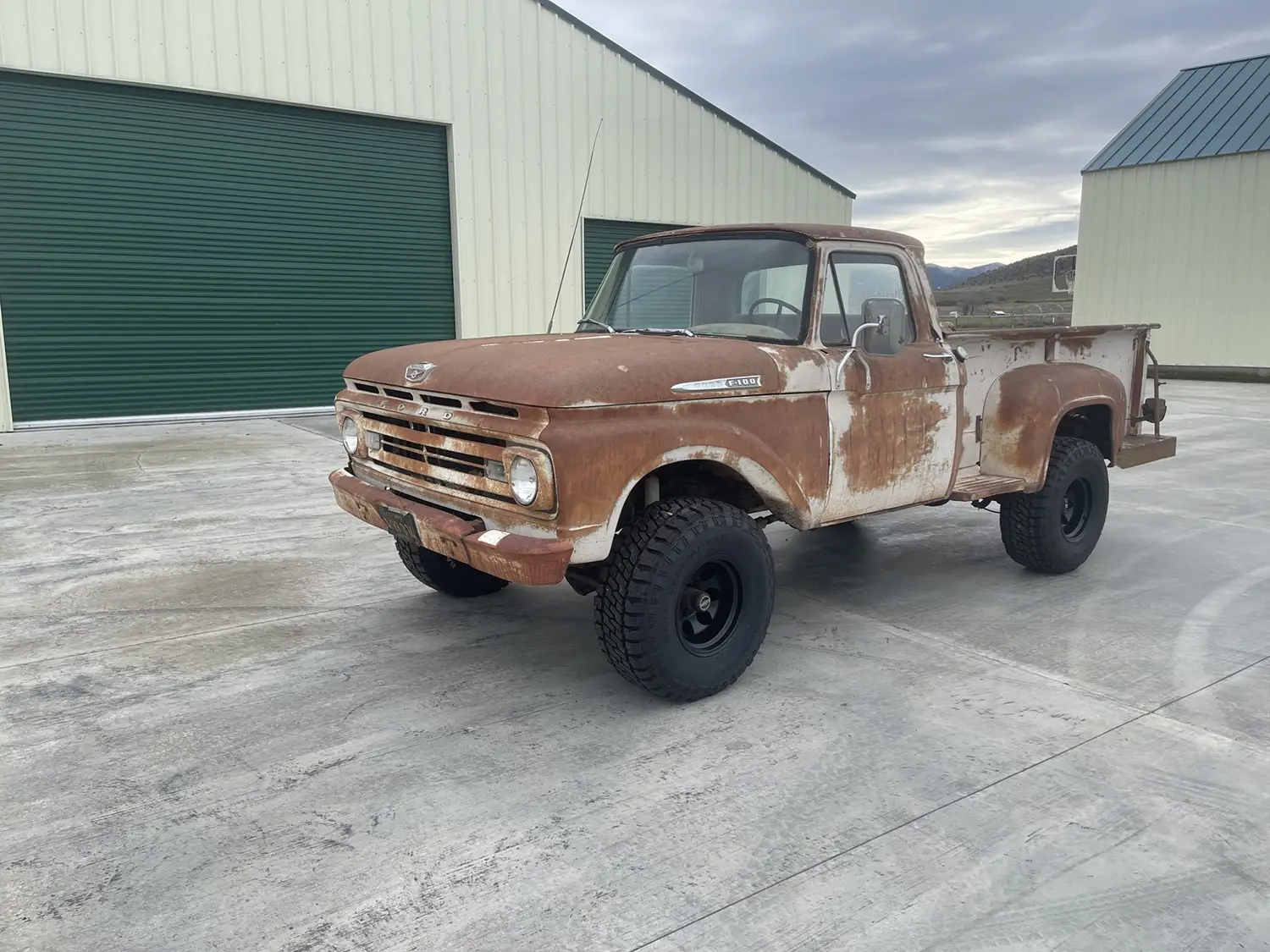 1962 Ford F-100 Flareside 4x4