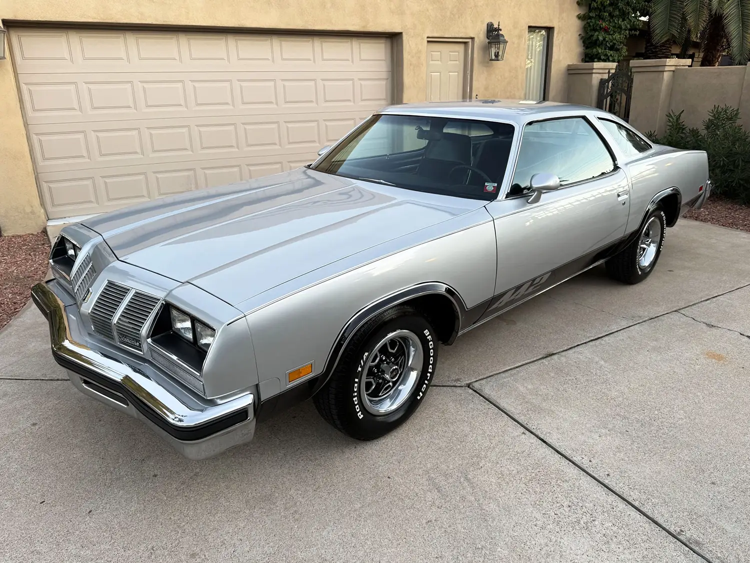 1977 Oldsmobile Cutlass 442