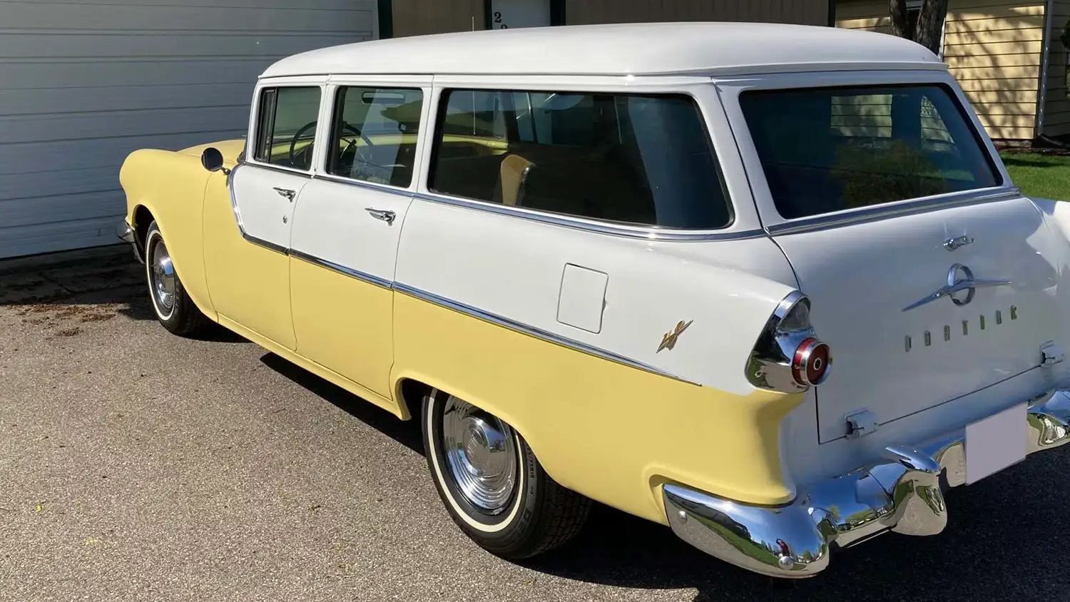1955 Pontiac Chieftain Wagon