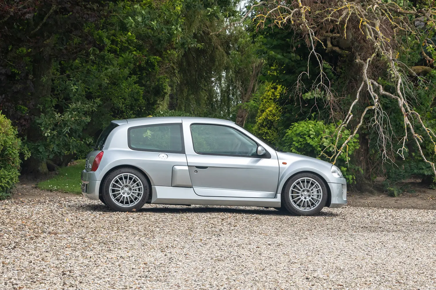 2001 Renault Clio Sport V6