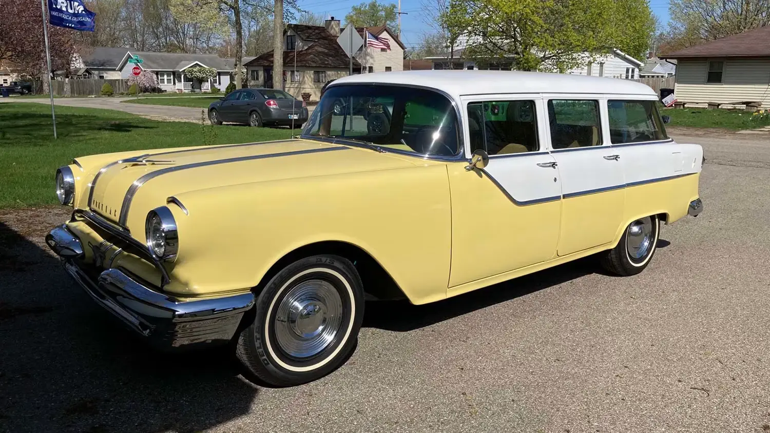 1955 Pontiac Chieftain Wagon