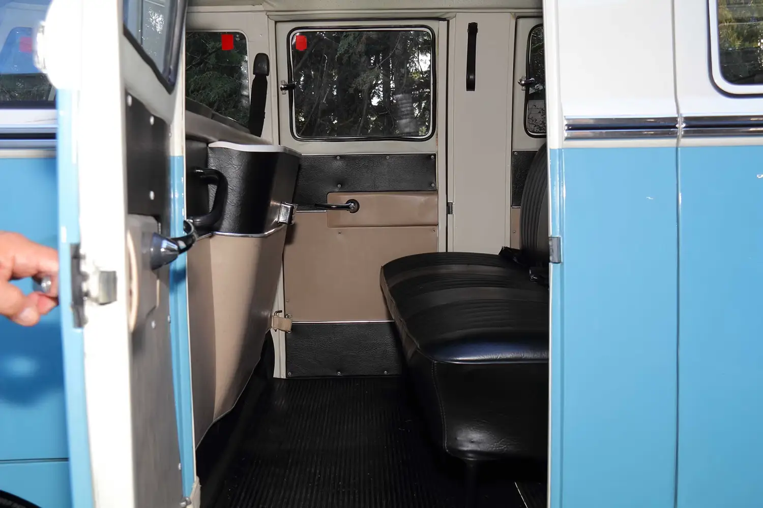 1973 Volkswagen Type 2 6-Door Bus