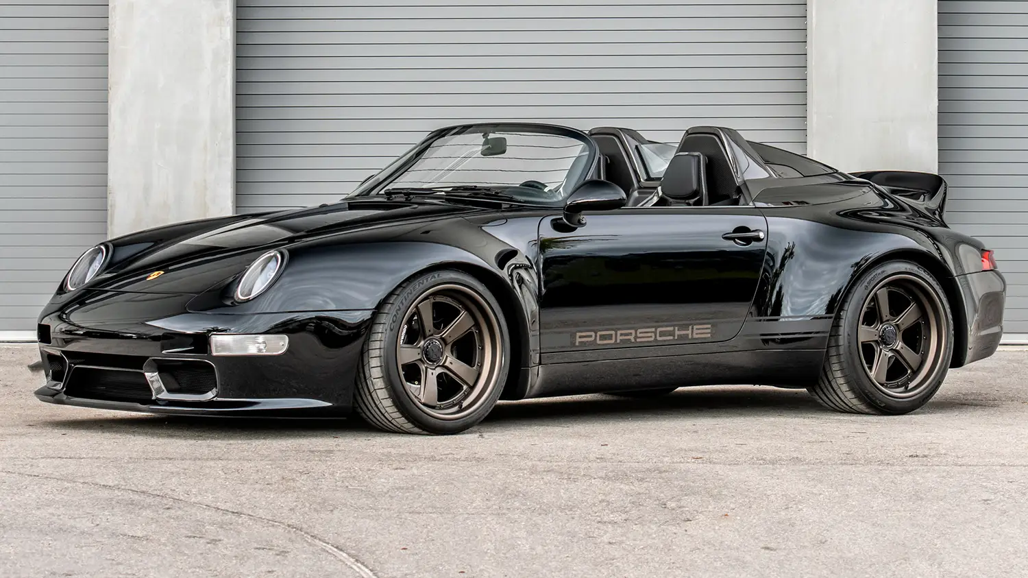 1995 Porsche 911 Speedster Remastered by Gunther Werks
