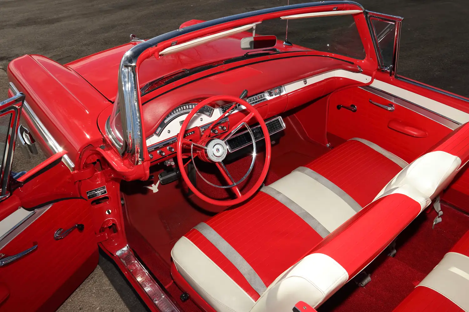 1957 Ford Fairlane 500 Sunliner