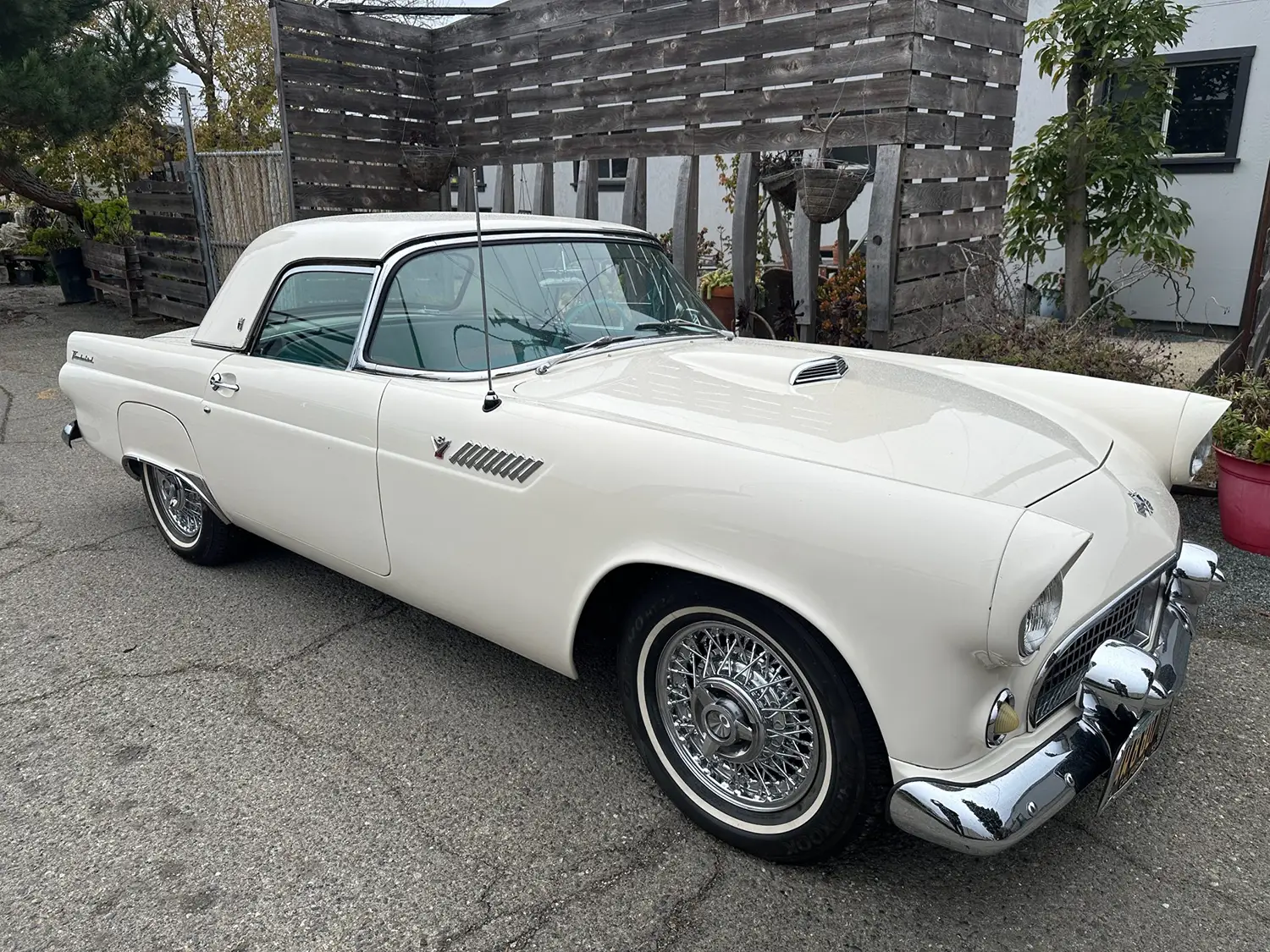 1955 Ford Thunderbird