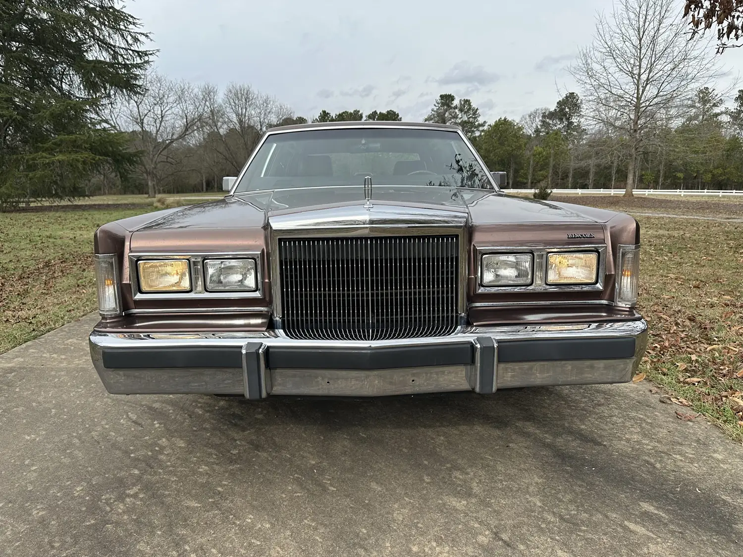 1988 Lincoln Town Car Signature Series