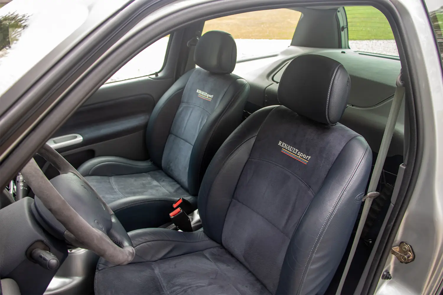 2001 Renault Clio Sport V6