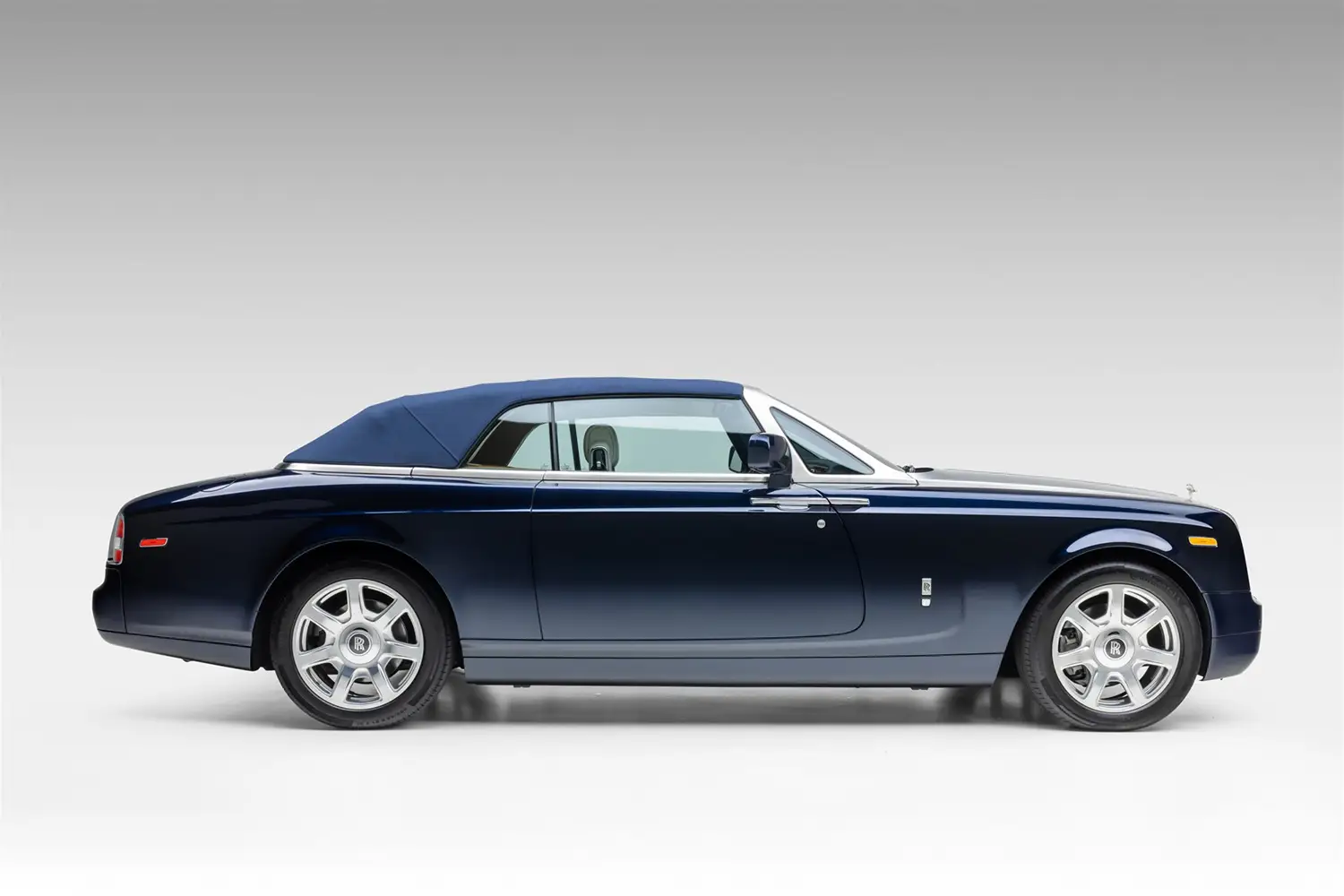 2010 Rolls-Royce Phantom Drophead Coupe