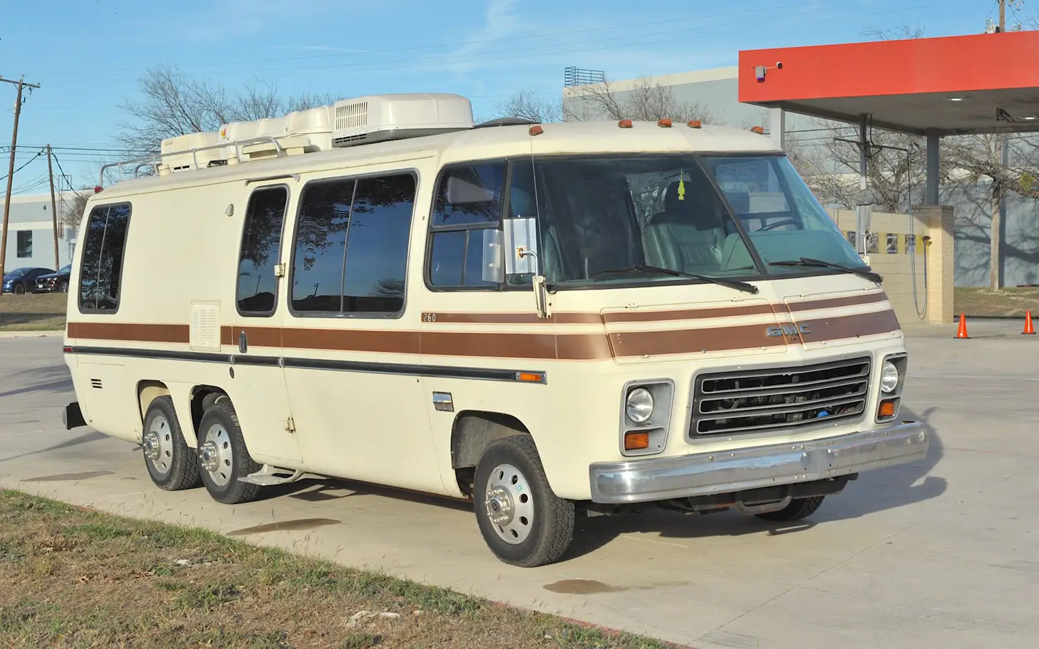 1975 GMC 26' MotorHome
