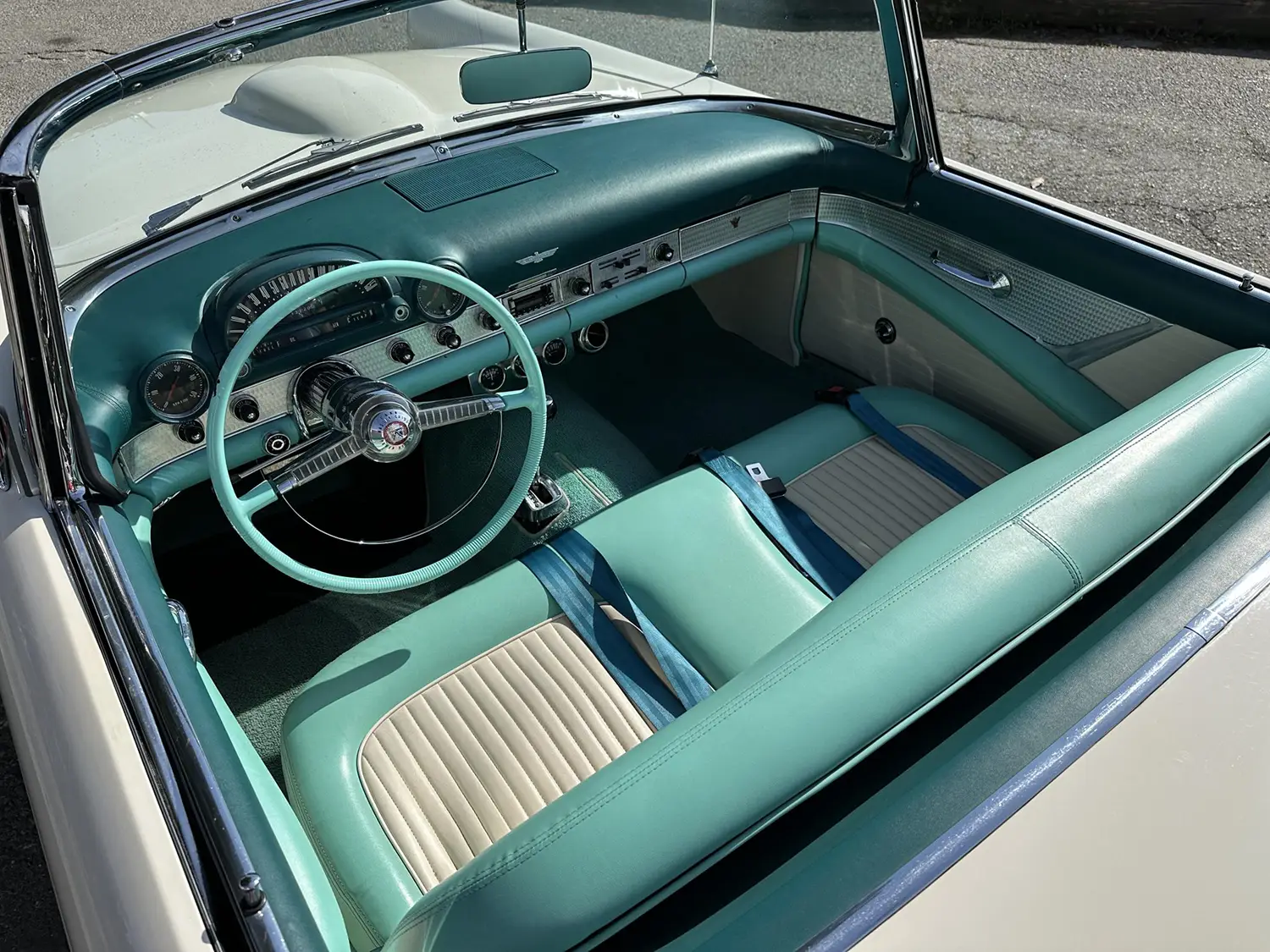 1955 Ford Thunderbird