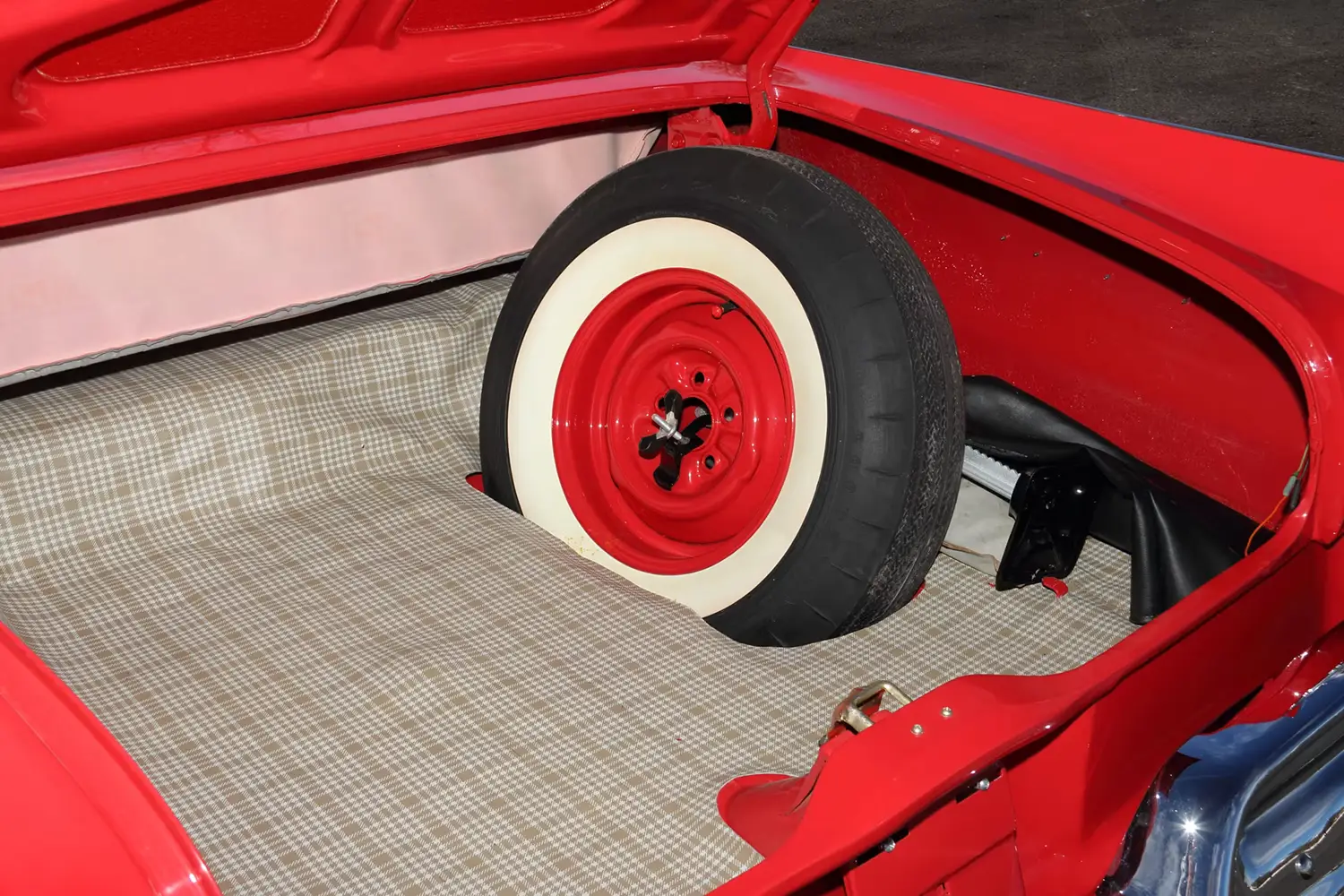 1957 Ford Fairlane 500 Sunliner