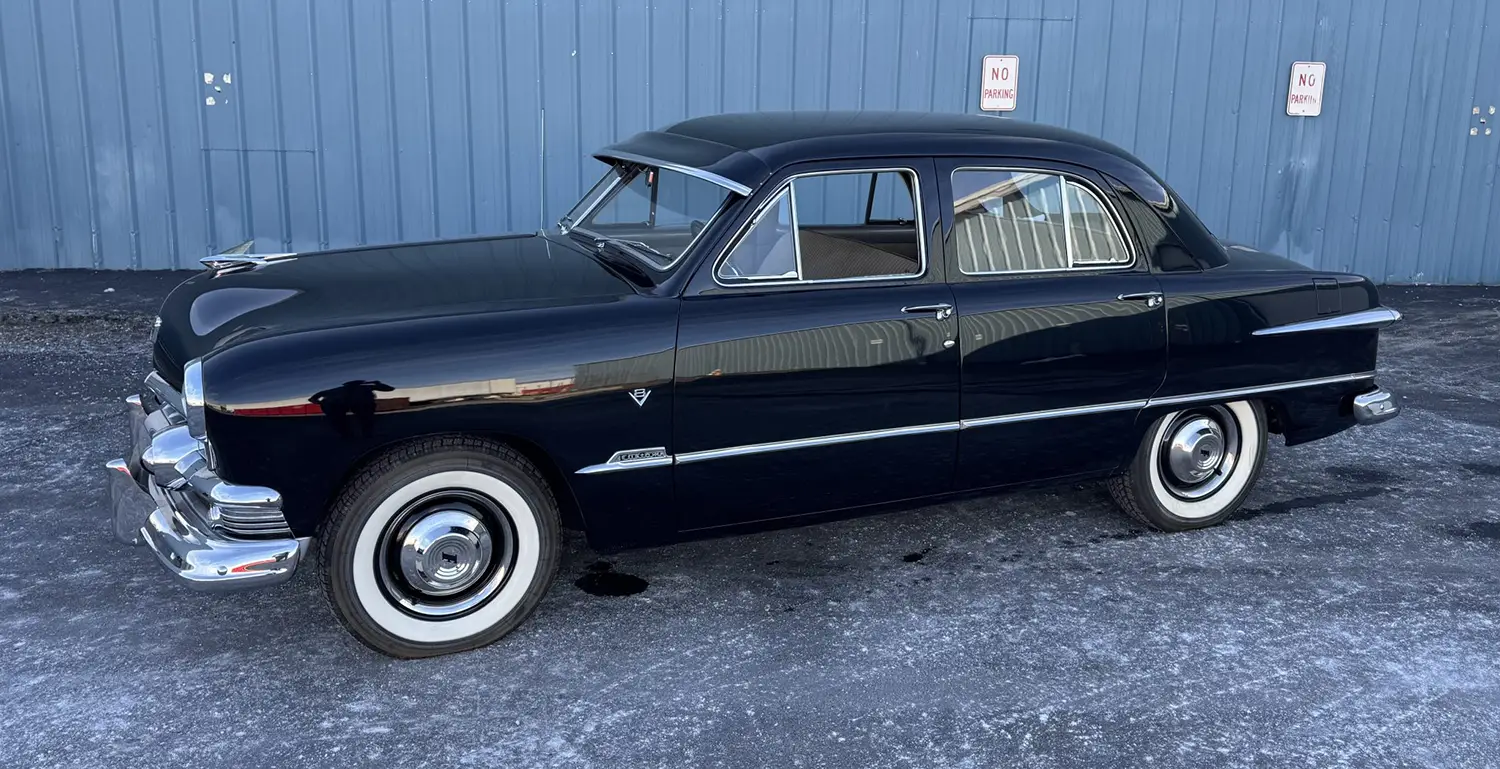 1951 Ford Custom Deluxe