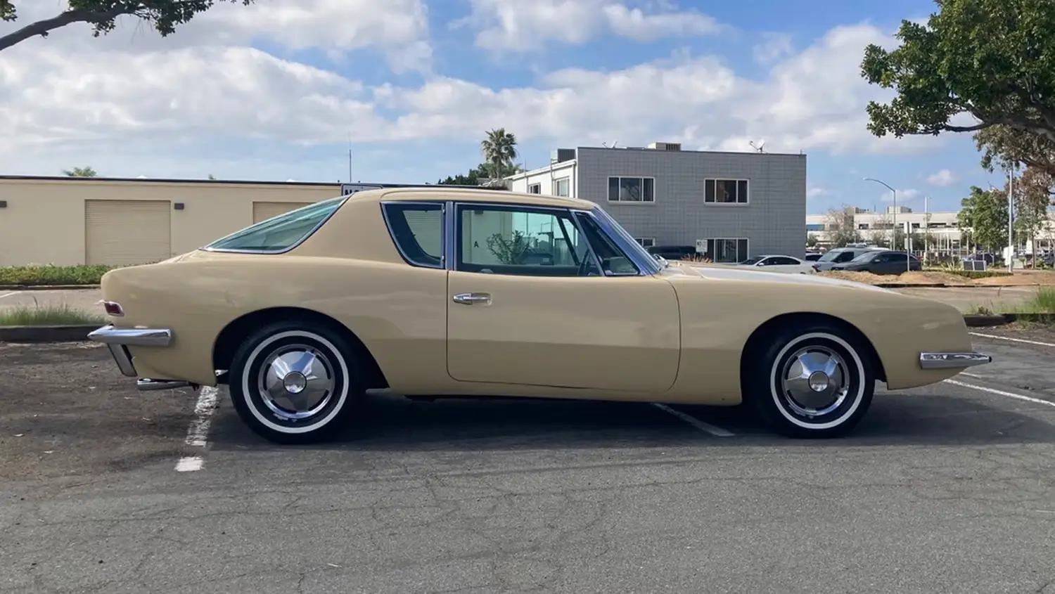 1963 Studebaker Avanti