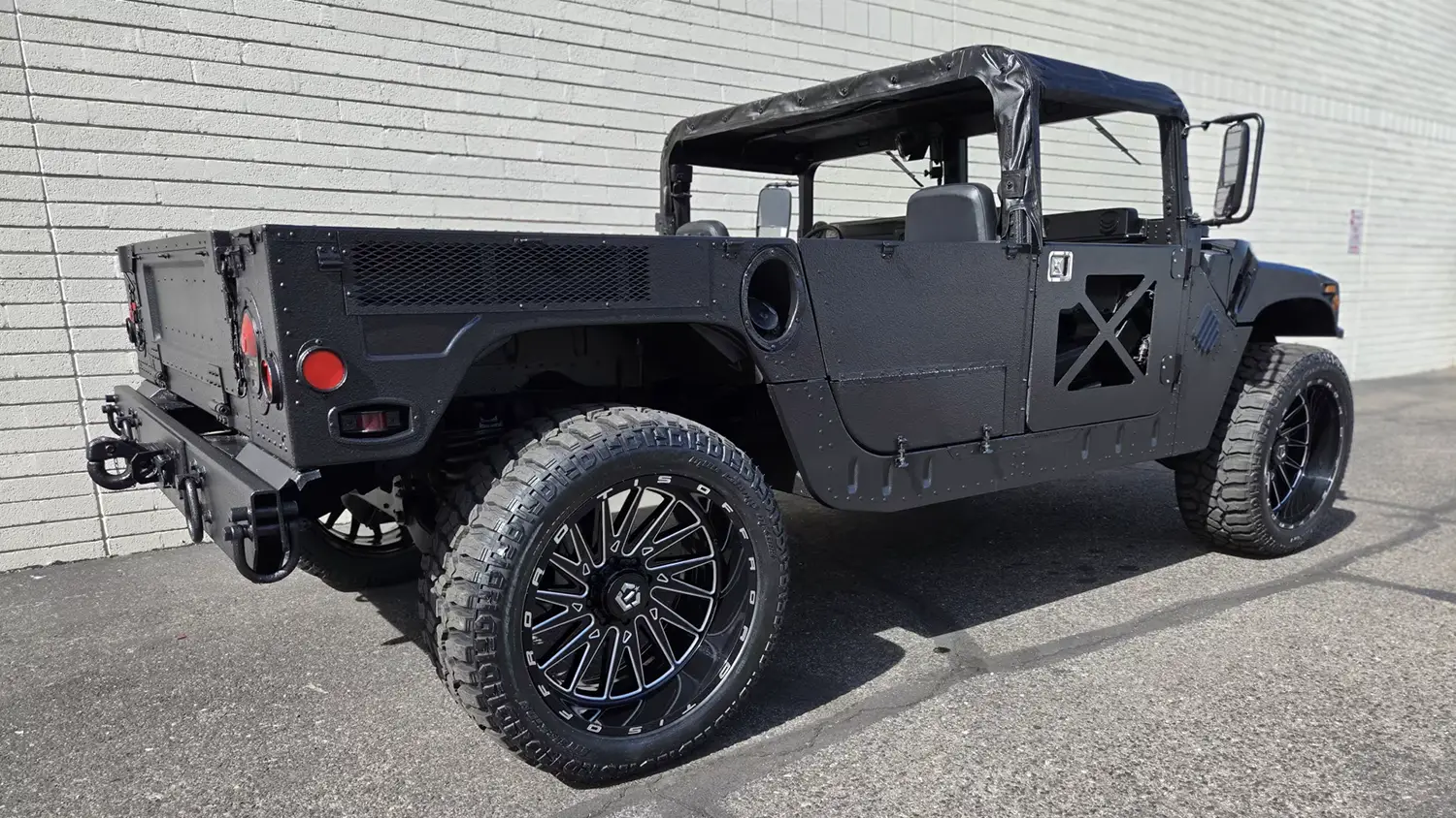 2007 AM General Hummer H1