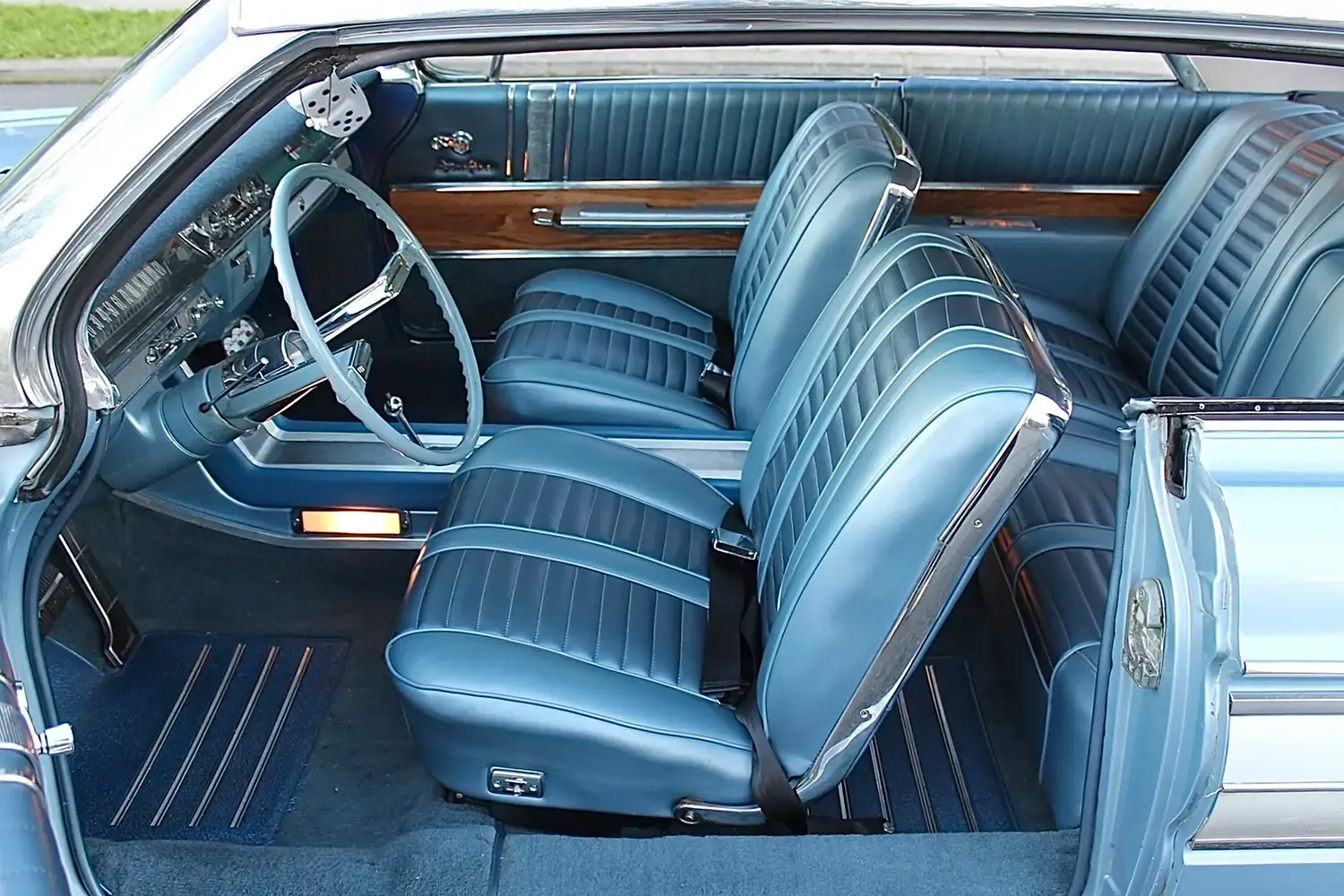 1962 Oldsmobile Starfire Coupe