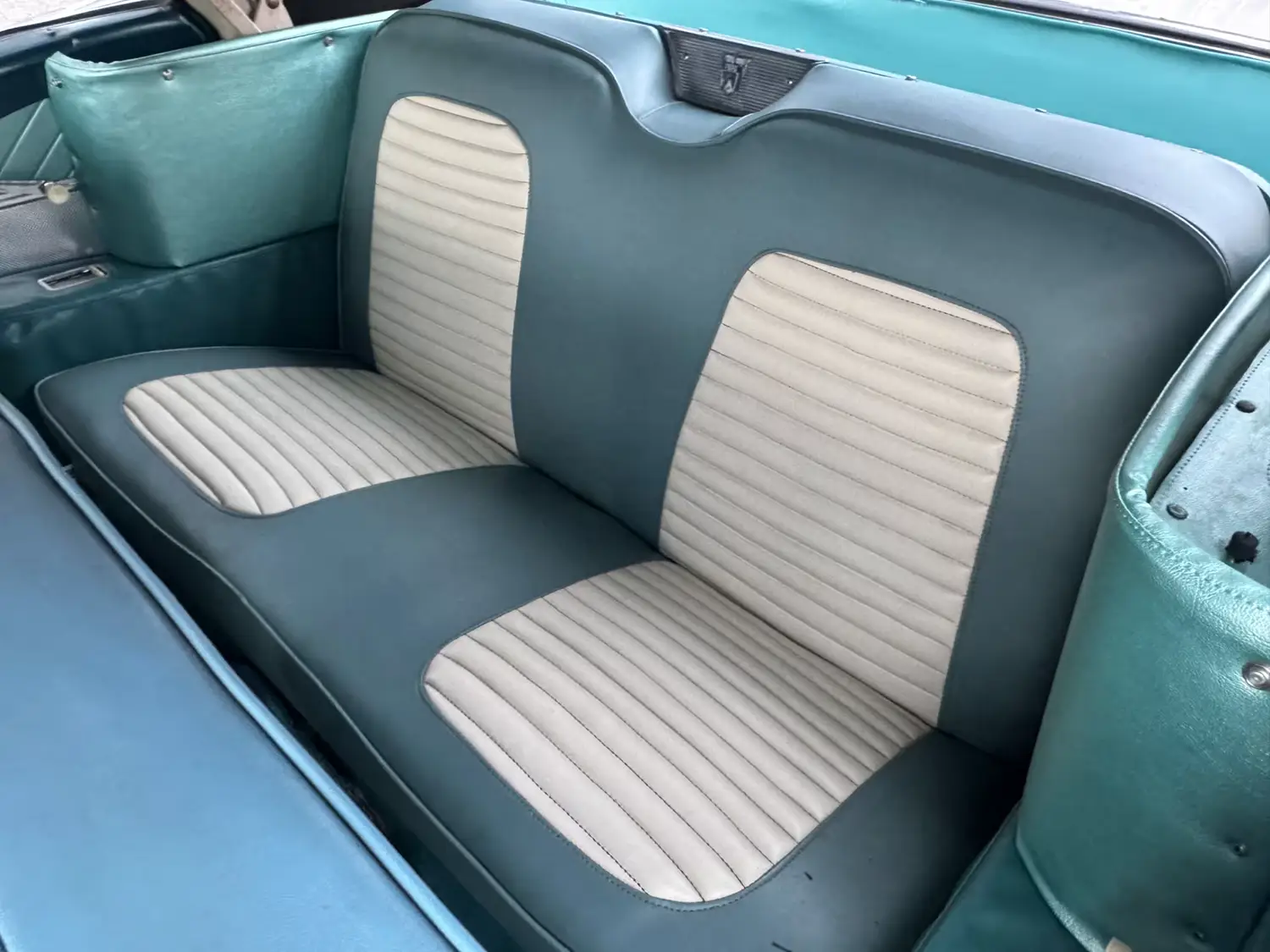 1959 Ford Fairlane 500 Galaxie Sunliner