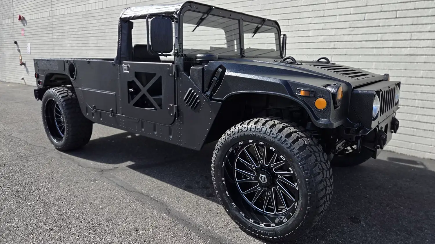 2007 AM General Hummer H1