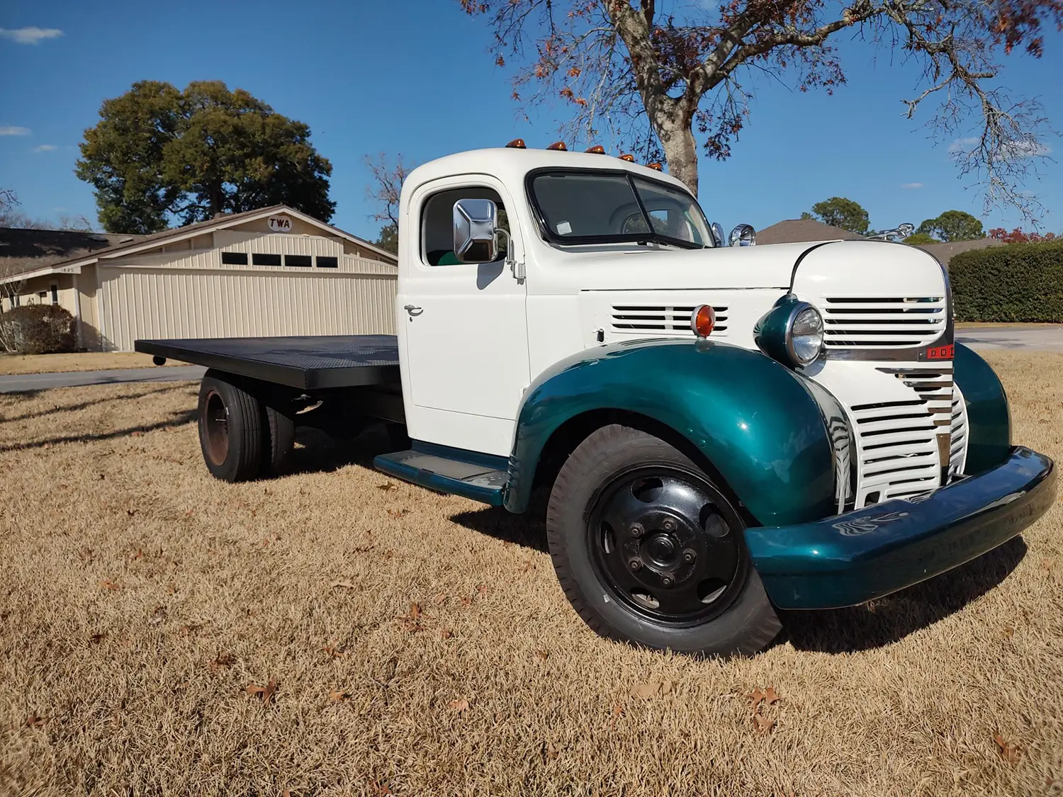 1941 Dodge WF22 heavy-duty pickup