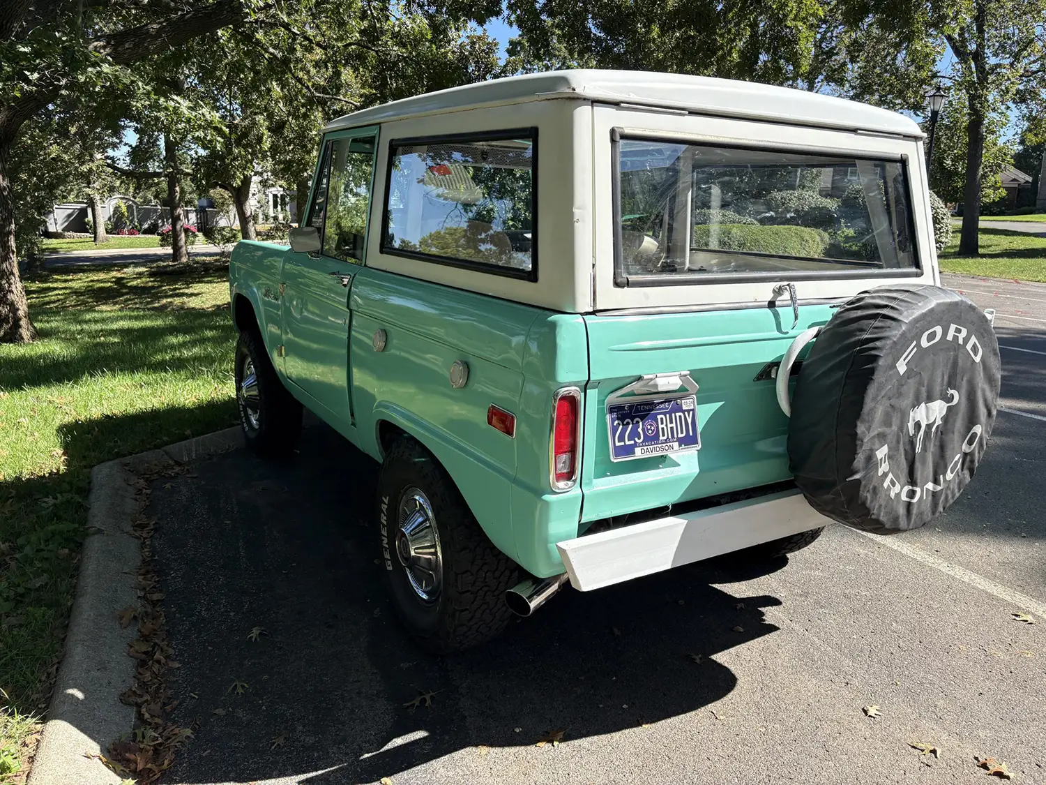 1975 Ford Bronco 302