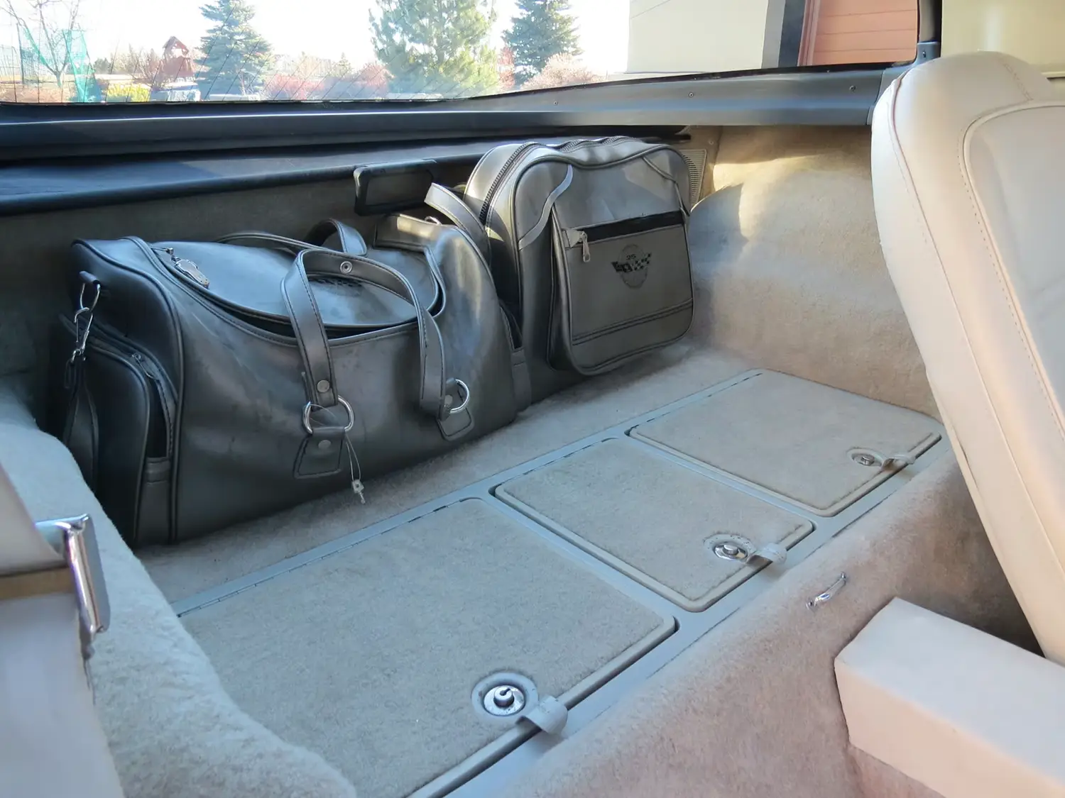 1978 Chevrolet Corvette Silver Anniversary Coupe 1978 Chevrolet Corvette Silver Anniversary Coupe