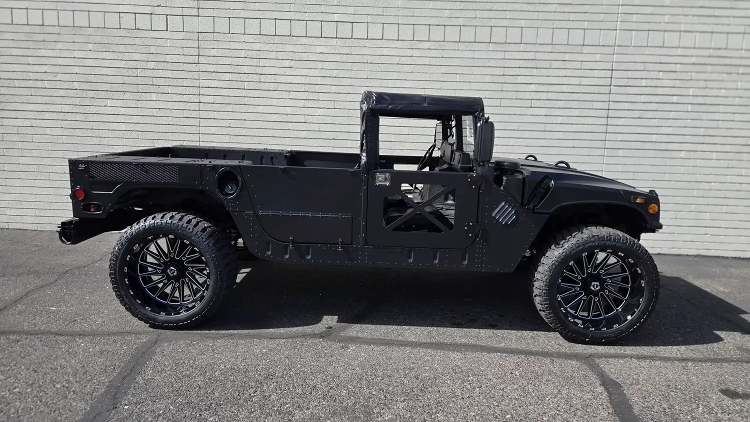 2007 AM General Hummer H1