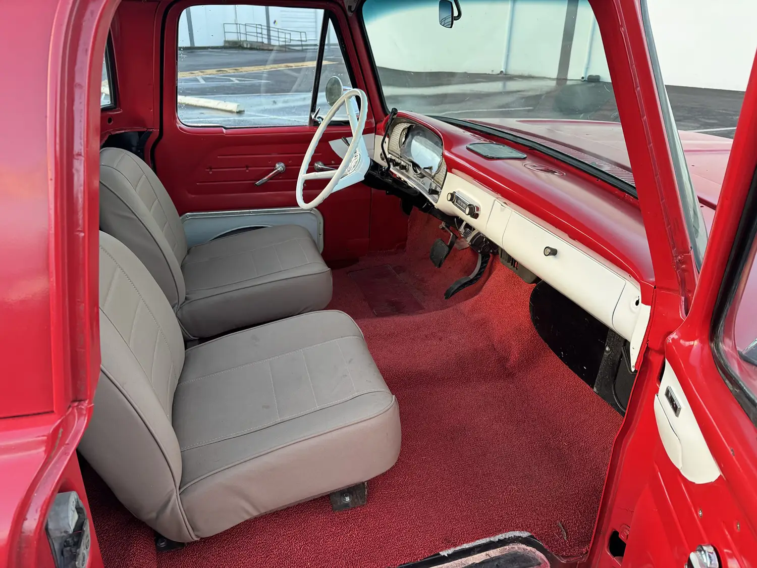 1961 Ford F-100 Custom Styleside
