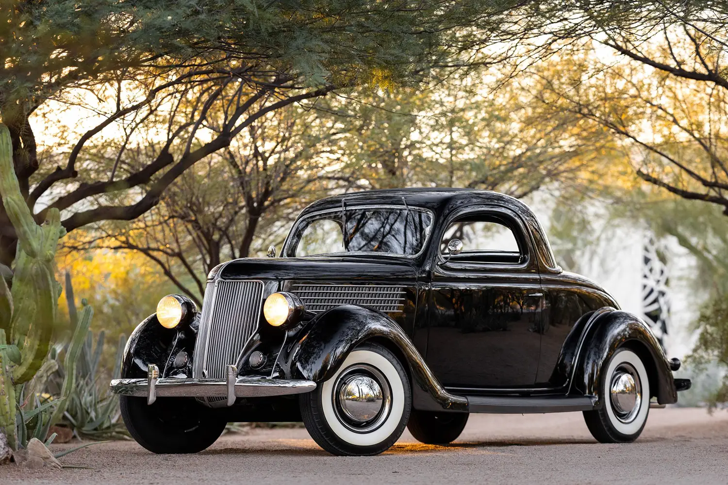 1936 Ford Model 68 Deluxe
