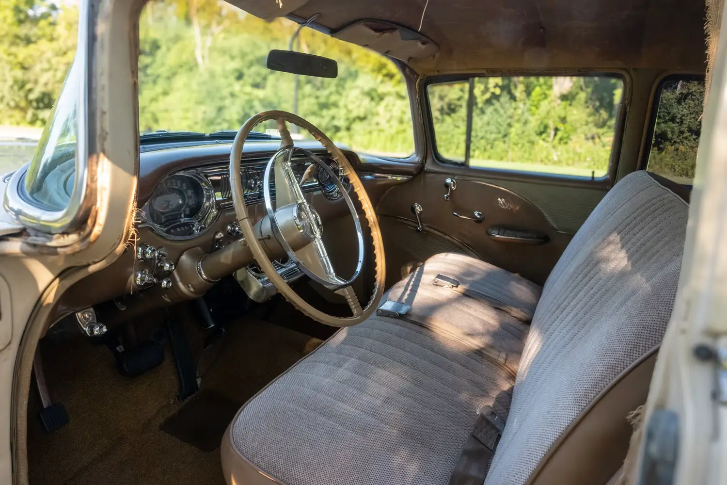 1956 Oldsmobile Super 88 sedan