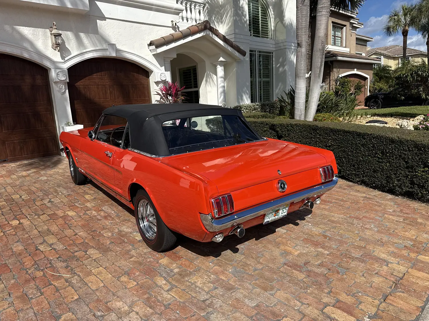 1965 Ford Mustang convertible 1965 Ford Mustang convertible