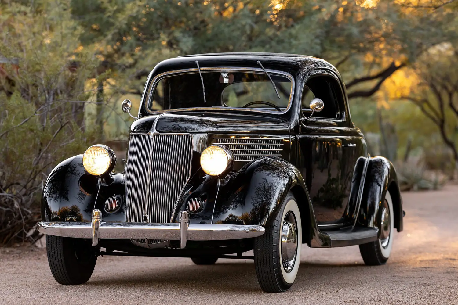 1936 Ford Model 68 Deluxe