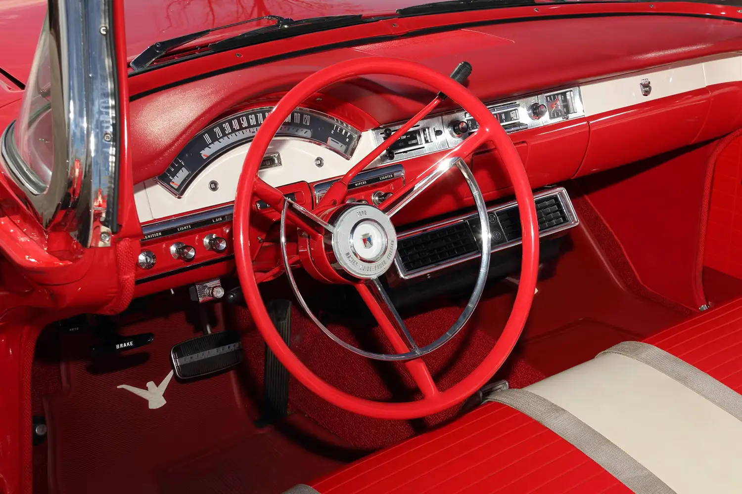 1957 Ford Fairlane 500 Sunliner