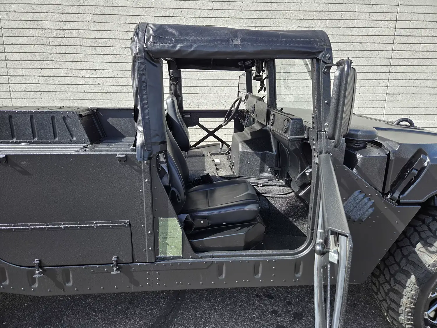 2007 AM General Hummer H1